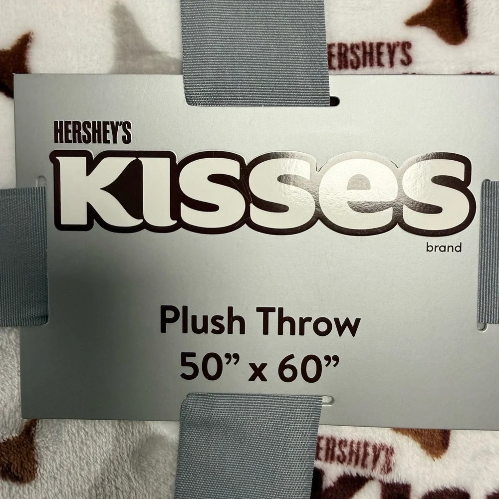 NWT Hershey's Kisses White Throw Blanket 50